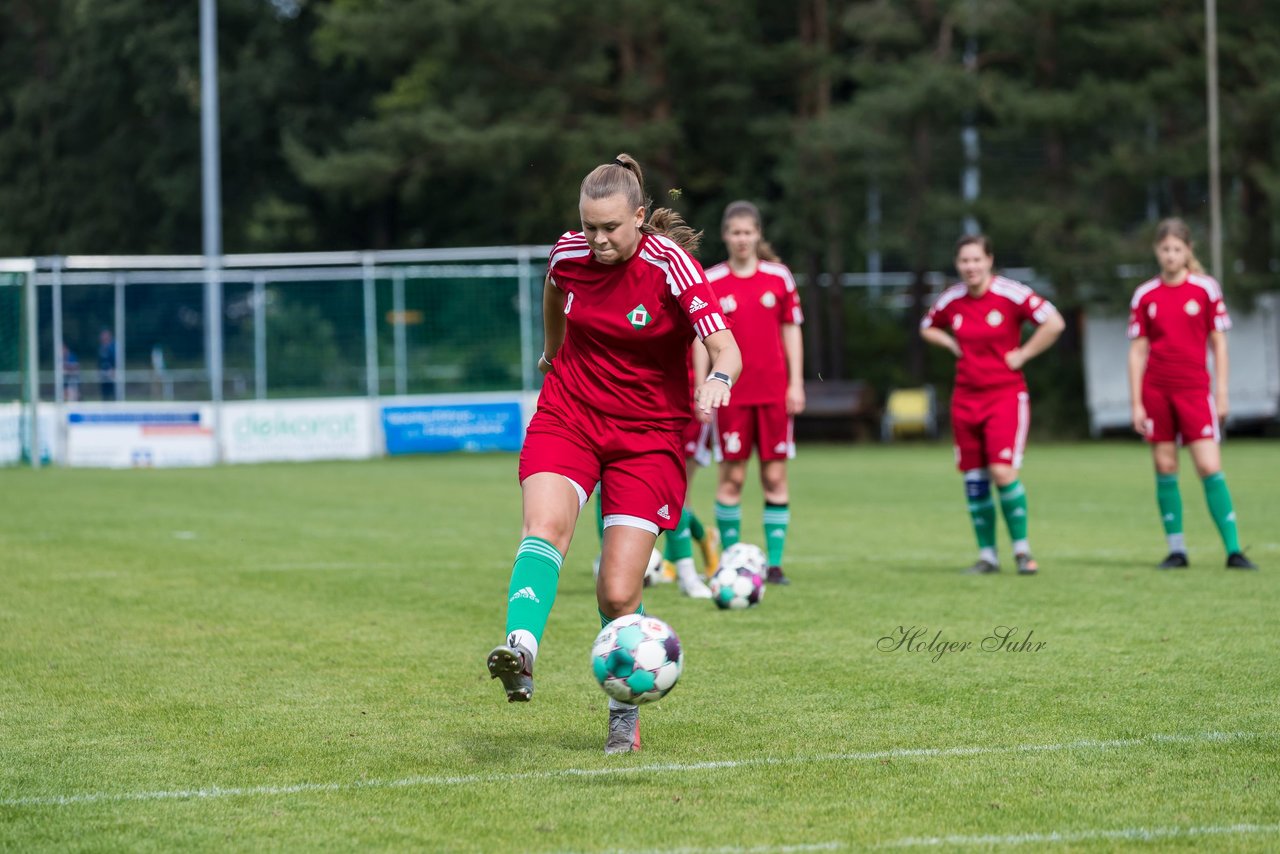 Bild 66 - F SV Boostedt - SV Fortuna St. Juergen : Ergebnis: 2:1